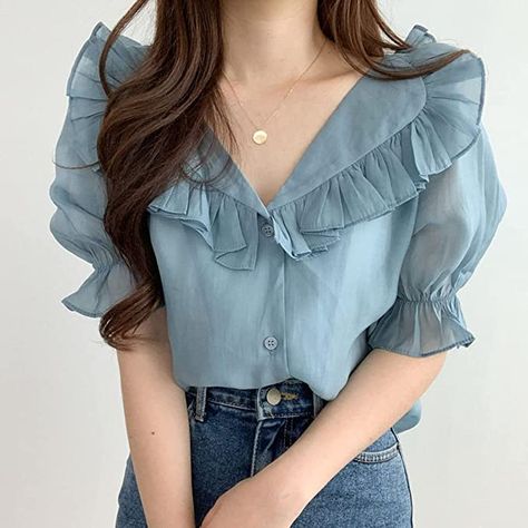 Áo Blu, Blouse Korean Style, Ladies Chiffon Shirts, Romantic Blouses, Diy Vetement, Ruffles Fashion, Loose Pullover, Chiffon Shirt, Puff Sleeve Top