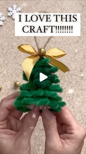 Diy Toilet Paper Roll Christmas Tree, How To Make Christmas Crafts, String Height Ornament, Quick And Easy Christmas Ornaments To Make, Pipe Cleaner Tree Ornaments, Preschool Christmas Tree Decorations, Bubble Wrap Christmas Tree, Easy Kids Christmas Crafts For Gifts, Super Easy Christmas Crafts For Kids