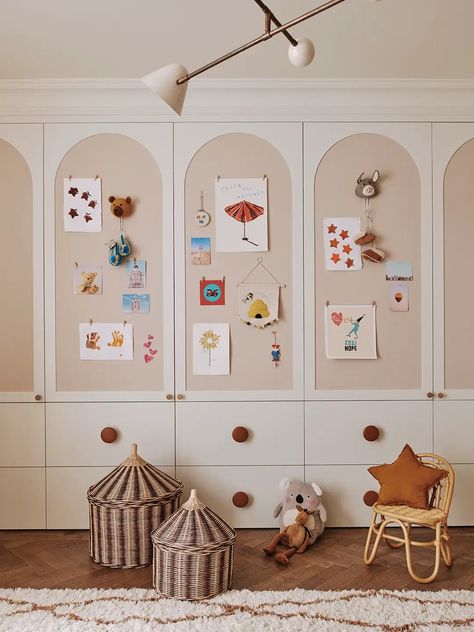 archway designs on cabinet doors Kitchen Feature, Lion House, Kids Rooms Inspo, Kids Room Inspiration, Style Deco, Play Space, Kids Interior, Wardrobe Doors, Kids Room Design