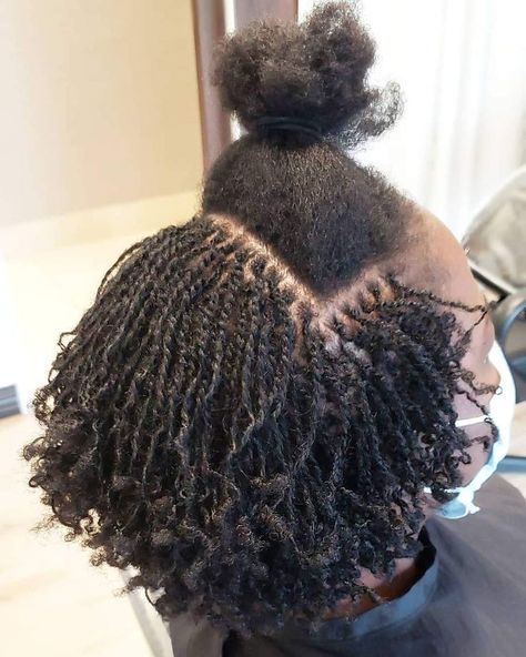 Extensions On Short Hair, Microlocs Journey, Instant Locs, Braid Locs, Locs Extensions, Twist Locs, Short Hair Twist Styles, Curly Natural Hair, Locs Styles