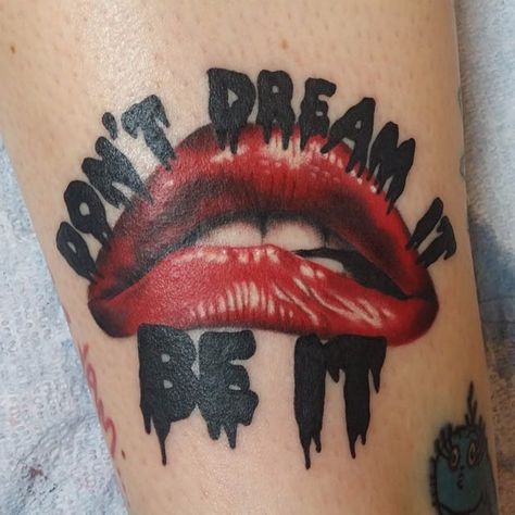 Rocky Horror Picture Show Tattoo, Show Tattoo, Sleeve Filler, Horror Movie Tattoos, Tattoo Leg, Body Decor, Movie Tattoos, The Rocky Horror Picture Show, Spooky Tattoos