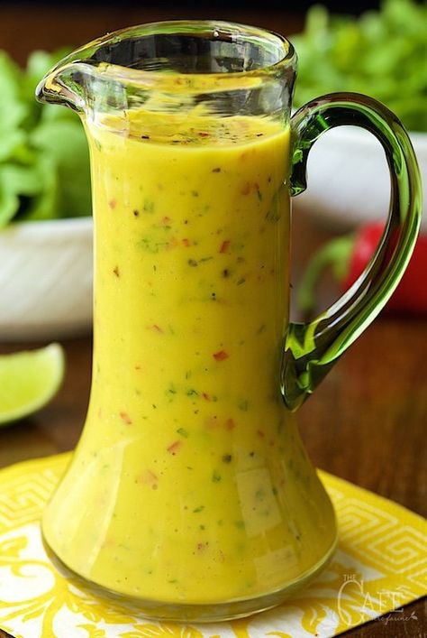 Spicy Mango Salad, Mango Salad Dressing, Resep Oatmeal, Mango Salat, Resep Salad, Salad Dressing Recipes Homemade, Mango Salad, Homemade Salads, Homemade Salad Dressing