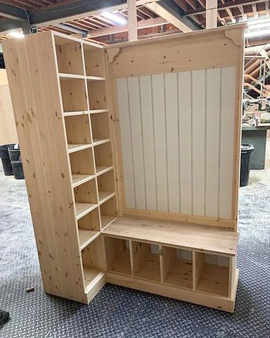 Corner Shoe Storage Bench – Willis & Stone | Great British Furniture Mudroom Corner Ideas, Corner Mudroom Ideas, Corner Shoe Storage, Hallway Coat Storage, Stair Cupboard, Cloakroom Storage, Boot Room Storage, Garage Shoe Storage, Oak Bench Seat