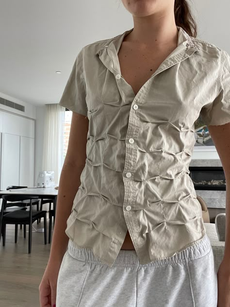 Reworked shirt with added pleating detail! All sold on depop & insta Pretty Neck, Png Clothes, Reworked Vintage, Pleated Shirt, Upcycled Fashion, Layered Skirt, Mode Inspo, Collared Shirt, Looks Style