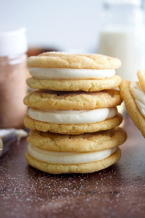 Snickerdoodle Sandwich Cookies with Marshmallow Buttercream – 5 Boys Baker Easy Spring Desserts, Best Marshmallow Recipe, Snickerdoodle Sandwich Cookies, Fluffernutter Cookies, Marshmallow Recipes, Cookie Sandwich Recipes, Marshmallow Buttercream, Cookie Sandwich, Marshmallow Cookies