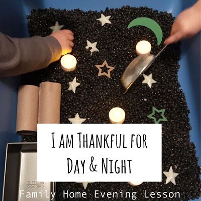 Day And Night Sensory Bin, God Made Day And Night Preschool Craft, Preschool Night And Day Theme, Day And Night Crafts For Toddlers, Preschool Day And Night Activities, Night And Day Crafts Preschool, Night Creatures Preschool, Day And Night Project For Kids, Light And Dark Activities For Toddlers