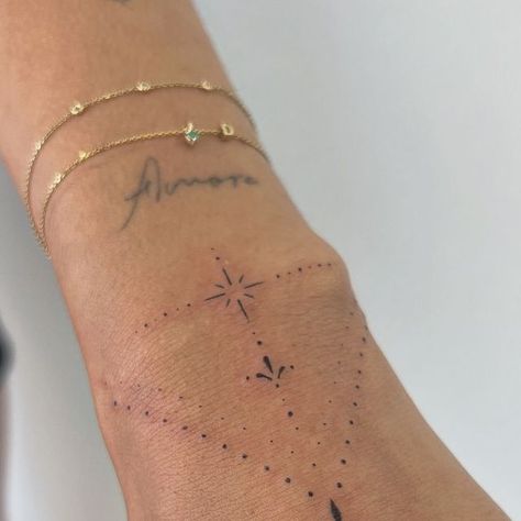 Shaylin - fineline tattoo Melbourne on Instagram: "Stunning wrist ornament for @beautybyadayah ✨ Healed Amore 12+ months old" Tato Minimal, Tato Jari, Hand And Finger Tattoos, Handpoke Tattoo, Muster Tattoos, Small Pretty Tattoos, Petite Tattoos, Hand Tattoos For Women, Wrist Tattoos For Women