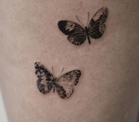 Weird Butterfly Tattoo, Weird Butterfly, Adonis Butterfly, Smiley Face Tattoo, Butterflies Tattoo, Face Tattoo, Tattoo Inspo, Pretty Tattoos, Andy Warhol