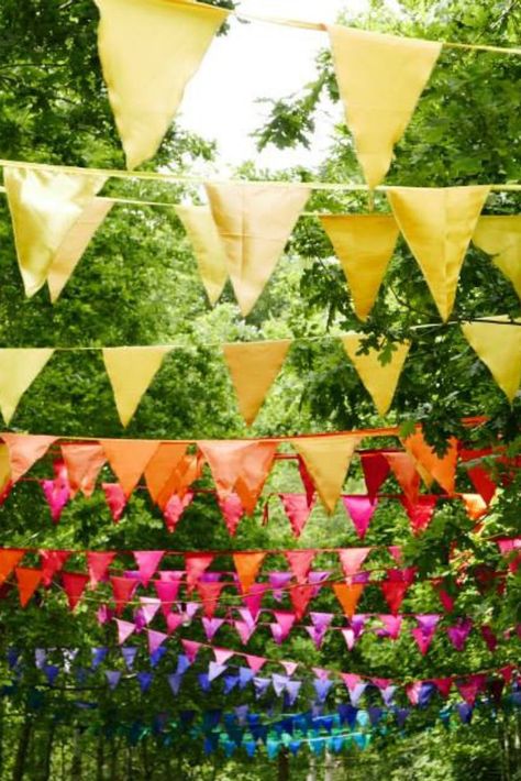 Festival Garden Party, Outdoor Bunting, Bunting Ideas, Festival Themed Party, Handmade Flags, Wedding Bunting, Festival Theme, Rainbow Wedding, Festival Celebration