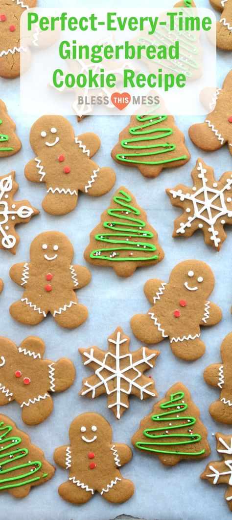 These soft gingerbread cookies are sweet, soft, lightly spiced, and the perfect cut-out cookie recipe. Soft Recipes, Gingerbread Cookies Recipe, Spiced Cookies, Easy Gingerbread Cookies, Best Gingerbread Cookies, Cookie Gingerbread, Soft Cookie Recipe, Gingerbread Cookies Decorated, The Perfect Cookie