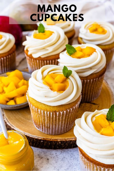 Mango Cupcakes, Mango Curd, Sweets Ideas, Fruit Cupcakes, Mango Dessert Recipes, Cupcake Decorating Tips, Mango Dessert, Mango Cake, Cupcake Cake Designs