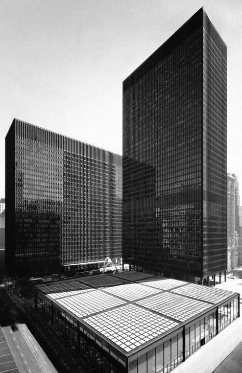 Mies Van Der Rohe Architecture, Ludwig Mies Van Der Rohe, Santiago Calatrava, Walter Gropius, Chicago Architecture, Structure Architecture, Van Der Rohe, Mies Van Der Rohe, Gothic Architecture