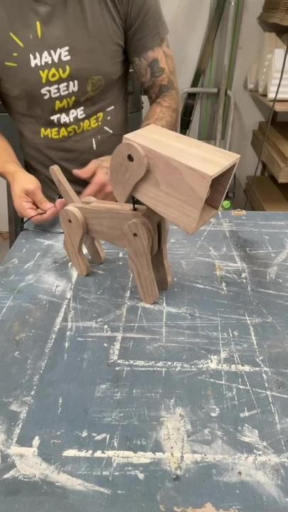 Dog Lamp, Wooden Toy Cars, Small Woodworking Projects, Woodworking Ideas Table, Woodworking Projects That Sell, Beginner Woodworking Projects, Woodworking Plan, Diy Wood Projects Furniture, Small Wood Projects