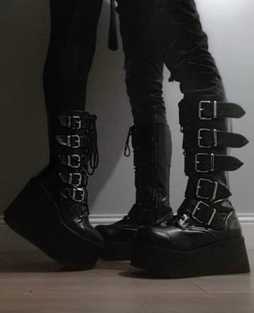 Combat Boots Aesthetic, Demonia Boots, Goth Boots, Goth Shoes, Goth Aesthetic, Grunge Goth, Aesthetic Grunge, Dark Fashion, Couple Aesthetic