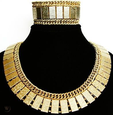 Vintage HOBE Egyptian Revival Gold Collar Necklace Bracelet Earrings Set 60s WOW | #432086034 Egyptian Inspired Jewelry, Egyptian Revival Jewelry, Egyptian Necklace, Gold Collar Necklace, Egyptian Inspired, Antique Necklaces, Egyptian Jewelry, Egyptian Revival, Gold Collar