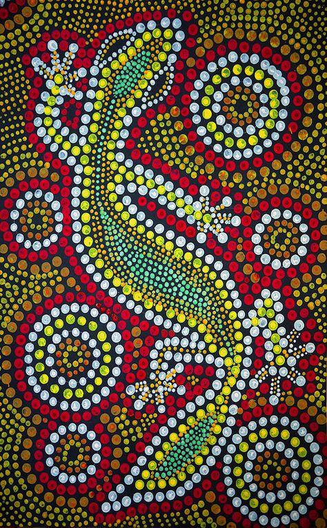 Best viewed on black background  Gecko created by repetitive pattern of dots. I used the end of wooden pencils, small toothpicks and Q-tips to create the various dot sizes.   Inspiration was Australian aboriginal dot painting art and my own fascination with dots, repetition, circles, patterns and the rhythm caused when they are combined. I also have a passion for geckoes, their behavior, look, skin patterns and body design.    Material tempera paint and construction paper. Not very permanent... Aboriginal Art Dot Painting, Classe D'art, Aboriginal Dot Painting, Aboriginal Dot Art, Aboriginal Painting, Aboriginal Artwork, Dot Art Painting, Middle School Art, Australian Art