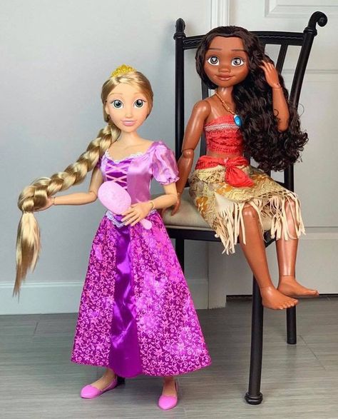 Rapunzel & Moana new dolls!! At: Target shopDisney JAKKS Pacific Moana Doll, Frozen Headband, Rapunzel Doll, Barbie Camper, Pink Heart Jewelry, Big Doll, Kids Toy Shop, Girl Hair Colors, Kids Bottle