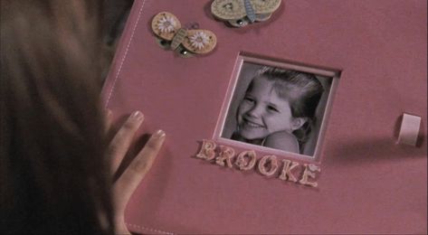 brooke davis Brooke Davis Aesthetic, Davis Aesthetic, Favorite Tv Characters, Brooke Davis, Super Rich Kids, Tree Hill, One Tree Hill, Rich Kids, Tv Characters