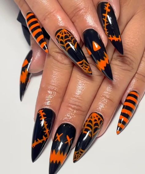 Halloween Nail Designs Black And Orange, Orange Nails Acrylic Halloween, Trick R Treat Nail Art, Jack O Lantern Nail Designs, Halloween Nail Designs Scary, Sam Trick R Treat Nails, Orange Black Halloween Nails, Halloween Nail Designs Orange, Sleepy Hollow Nails