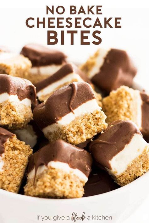 No Bake Cheesecake Bites, Mini No Bake Cheesecake, Mini Cheesecake Bites, Trending Food, Cheesecake Bites Recipe, Coconut Dessert, Dessert Bites, Mini Dessert, Brownie Desserts