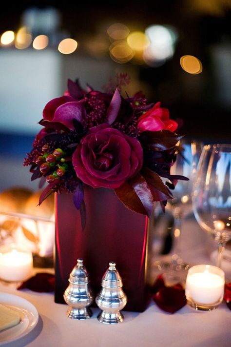 Wine/burgundy flowers in a square glass vase.  However, vases can be expensive.  Why not use a sturdy, elegant paper gift bag. #Brides Rock Workshops: Inexpensive DIY Elegance. www.bridesrockbridalexpos.com: Red Roses Centerpieces, Square Glass Vase, Red Centerpieces, Flowers And Candles, Dark Red Roses, Marsala Wedding, Wedding Photo Gallery, Rose Centerpieces, Wedding Inspiration Board