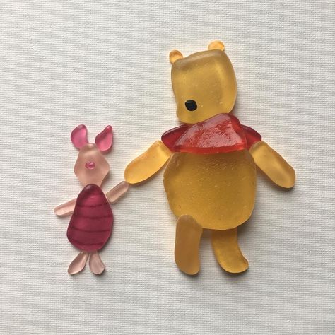 Seaglass Animals, Seaglass Ideas, Seaglass Crafts, Piglet Disney, Sea Glass Diy, Sea Glass Artwork, Sea Glass Art Diy, Sea Glass Art Projects, Seaglass Art