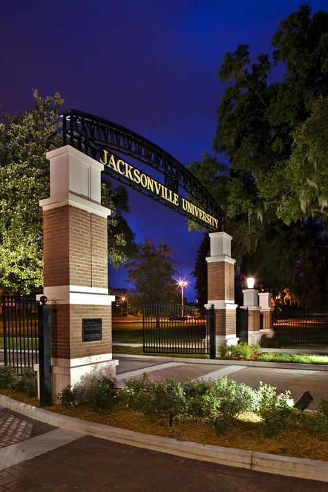 Campus Landscape Design, Jacksonville University, Campus Landscape, Compound Wall Design, School Building Design, Gate Way, School Entrance, University Architecture, Entrance Gates Design