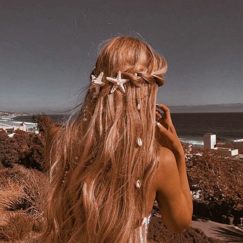 Ocean Princess Aesthetic, Mermaid Aesthetic Hairstyle, Blonde Mermaid Aesthetic, Mermaid Core Hairstyles, Siren Face Claim, Mermaid Face Claim, Mermaid Aesthetic Hair, Pirate Girl Aesthetic, Ivan Aesthetic