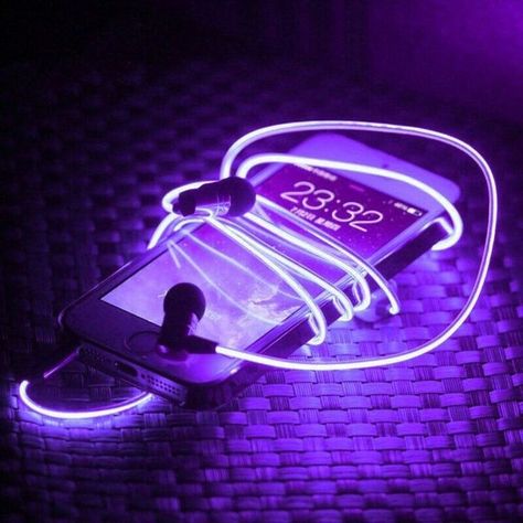 neon purple headphone cord ✰insta:@katedumas | pin: @k8dumas✰ Neon Lights, In The Dark, Cell Phone, Headphones, Neon, Purple