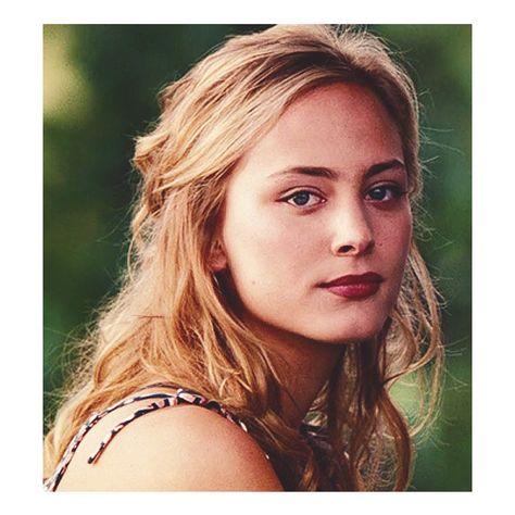 0 Nora Arnezeder, Jewish Women, French Beauty, Face Characters, French Actress, Kate Winslet, Romantic Songs, Famous Faces, Young Artist