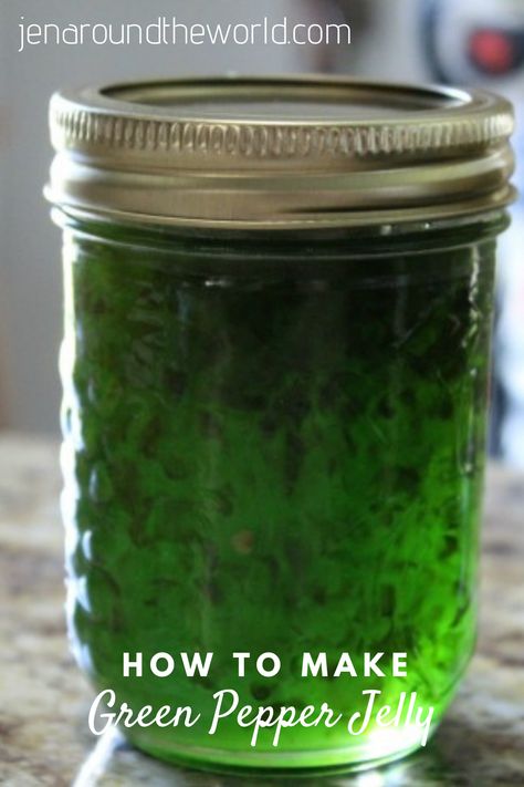 Best Pepper Jelly Recipe, Green Pepper Jelly, Pepper Jelly Recipe, Green Pepper Recipes, Jalapeno Pepper Jelly, Pepper Jelly Recipes, Jalapeno Jelly, How To Make Green, Hot Pepper Jelly