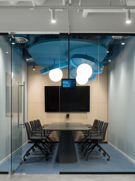 Futuristic Office Interior, Futuristic Office, Google Office, Meeting Room Design, Commercial Office Design, Commercial And Office Architecture, Office Interior Design Modern, Office Meeting Room, Office Fit Out