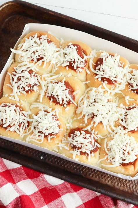 Hawaiian roll meatball sliders are a fun twist on classic sliders loaded with meatballs, marinara, and mozzarella. They're so good! Mini Meatball Parm Sliders, Meat Ball Sliders Mini Meatballs, Meatball Stuffed Hawaiian Rolls, Meatball Parm Sliders, Kings Hawaiian Meatball Sliders, Meatball Parmesan Sliders, Meatball Hawaiian Rolls Sliders, Hawaiian Roll Meatball Sliders, Spaghetti Sliders