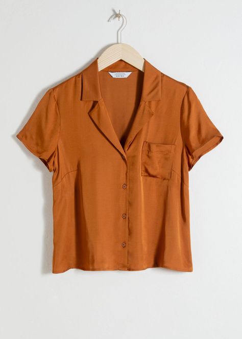 Relaxed Fit Satin Shirt - Rust - Shirts - & Other Stories Biker Look, Sneaker Trend, Chic Shirts, Trouser Outfits, Winter Mode, Orange Shirt, Ropa Diy, Simply Chic, Satin Shirt