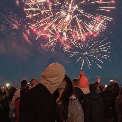 love,fireworks,kiss Travel, Firework Kiss, Fireworks Kiss, Love Fireworks, Ferris Wheel, Fireworks, Fair Grounds, Kiss