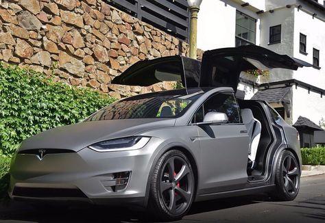 Tesla Model X Matte gray- ludicrous speed go! Grey Tesla, Tesla Car Models, Tesla Electric Car, Tesla X, Grey Car, Luxury Car Interior, Mom Car, Tesla Roadster, Future Cars