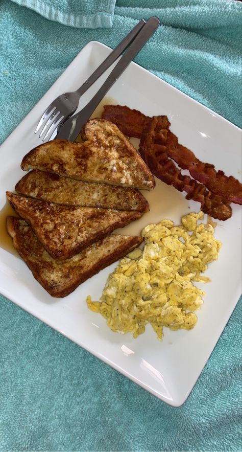 Homemade Breakfast Aesthetic, Good Morning Room Snapchat, Breakfast Snaps At Home, Morning Food Snapchat, Food Snapchat Breakfast, Breakfast Pics Mornings, Morning Breakfast Snapchat Stories, Breakfast Aesthetic Mornings, Breakfast Pic