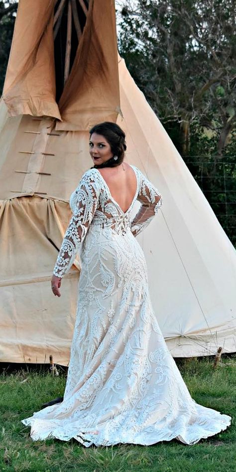 Wedding Dress Winter, Plus Wedding Dresses, Plus Size Wedding Guest Dresses, Plus Size Brides, Western Wedding Dresses, Plus Size Wedding Dresses, Robes Vintage, Wedding Dress Guide, Dress Guide