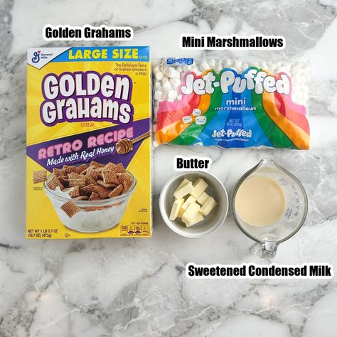 Golden Graham bars are an easy cereal treat to make with just 4 ingredients. These Golden Graham treats are chewy, crunchy, and oh so good. Golden Grahams Treats, Golden Graham Bars, Golden Graham Treats, Graham Bars, Graham Recipe, Cereal Bars Recipes, Golden Grahams Cereal, Marshmallow Cereal, Golden Grahams