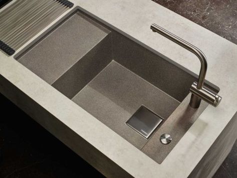 Franke Fresno sink Franke Sink, Long Branch, Sink Taps, Metallic Colors, Color Collection, Kitchen Sink, Kitchen Ideas, Home Kitchens, Furniture