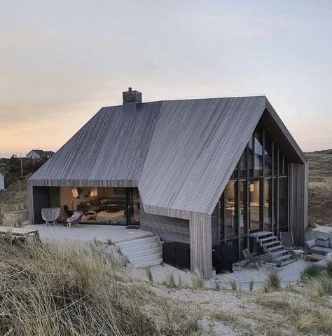 House On The Beach, Modern Barn House, Frame House, Barn Style House, A Frame House, Modern Barn, Modern Cabin, Cabin Fever, House Architecture Design