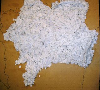 Step-by-Step: Making a Paper Mache Map - Weird Unsocialized Homeschoolers Salt Dough Map, Map Tutorial, Making Paper Mache, 3d Map, Contour Map, America Map, Teaching Social Studies, Homeschool Activities, Salt Dough