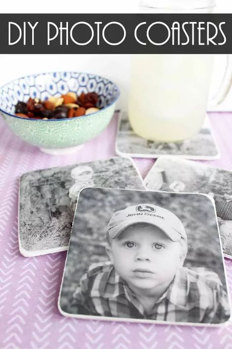 16 DIY Holiday Gifts to Start Planning for Right Now | Hometalk Photo Coasters Diy, Diy Photo Coasters, Epoxy Resin Projects, Transférer Des Photos, Mod Podge Crafts, Photo Deco, Coaster Crafts, Foto Transfer, Photo Coasters