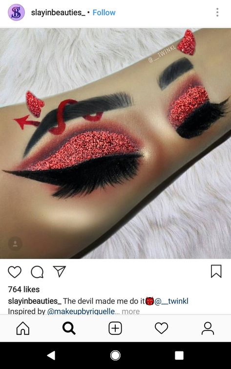 Devil Instagram @slayinbeauties_ Halloween Makeup Devil Easy, Cute Devil Makeup Halloween Easy, Devil Eye Makeup Halloween, Red Makeup Looks Halloween, Cute Devil Makeup Halloween, Devil Costume Women Diy, Glam Devil Makeup, Girl Devil Makeup, Devil Costume Women Makeup