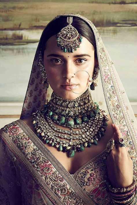 Best bridal jewelry . . . . #setmywed #bridesofsetmywed #bridaljewellery #jewellery #bridalnath #indianbrides #brideslehenga #bridestobe #bride #kallere #tikka #rings #bridal #indianbrides Bridal Outfit, Indian Bridal, A Woman