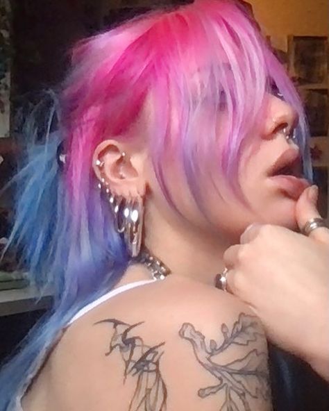 White And Pink Hair Aesthetic, Blue Hair With Pink Money Piece, Color Hair Inspo Aesthetic, What To Wear With Blue Hair, Blue Hair With Pink Tips, Pink And Blue Hair Aesthetic, Cool Colored Hair Ideas, Pink And Blue Dyed Hair, Black Blue And Pink Hair