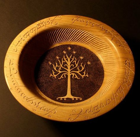 Lotr Ceramic, Ceramics Ideas, Middle Earth, Pottery Painting, Diy Clay, Clay Projects, The Rings, Lord Of The Rings, The Hobbit