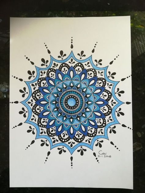 Mandala Art Mandala Drawing Coloring Inspiration, Mandala Drawing Colourful, Blue Mandala Art, Draw Sea Animals, Colorful Mandala Design, Mandala Table, Draw Sea, Colourful Mandala, Mandala Drawings