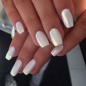 Pearl white nails Minion Nails, Elegant Nail Designs, Mermaid Nails, Pearl Nails, White Nail Designs, Shellac Nails, Nagel Inspo, Silver Nails, Holographic Nails