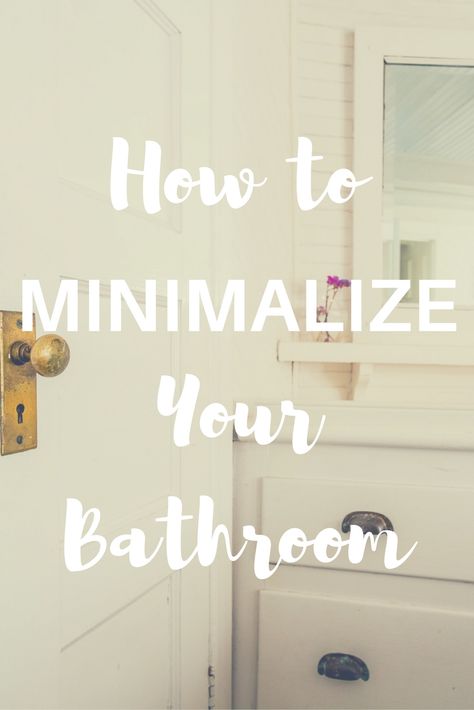 How to Minimalize Your Kitchen | How to declutter | How to have a minimalist home | minimalism and your bathroom | Bathroom organization | Minimalist Dekor, Minimalist Bathroom Design, Rustic Bathroom Vanities, Diy Bathroom Storage, How To Declutter, Interior Minimalista, Toilet Storage, Small Bathroom Design, Minimalist Bathroom